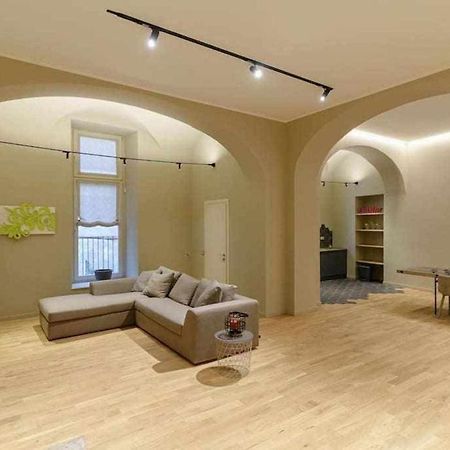 Crociferi Luxury Apartment คาตาเนีย ภายนอก รูปภาพ