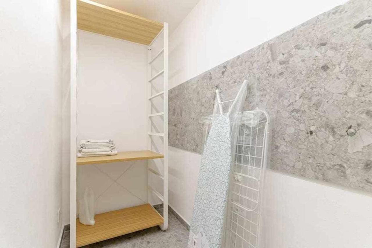Crociferi Luxury Apartment คาตาเนีย ภายนอก รูปภาพ